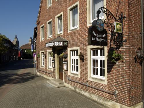 Hotel Am Munstertor 코에스펠트 외부 사진
